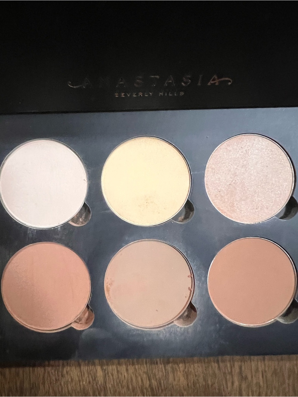 Anastasia Contour Powder Kit - Light/Medium - Picture 2 of 6